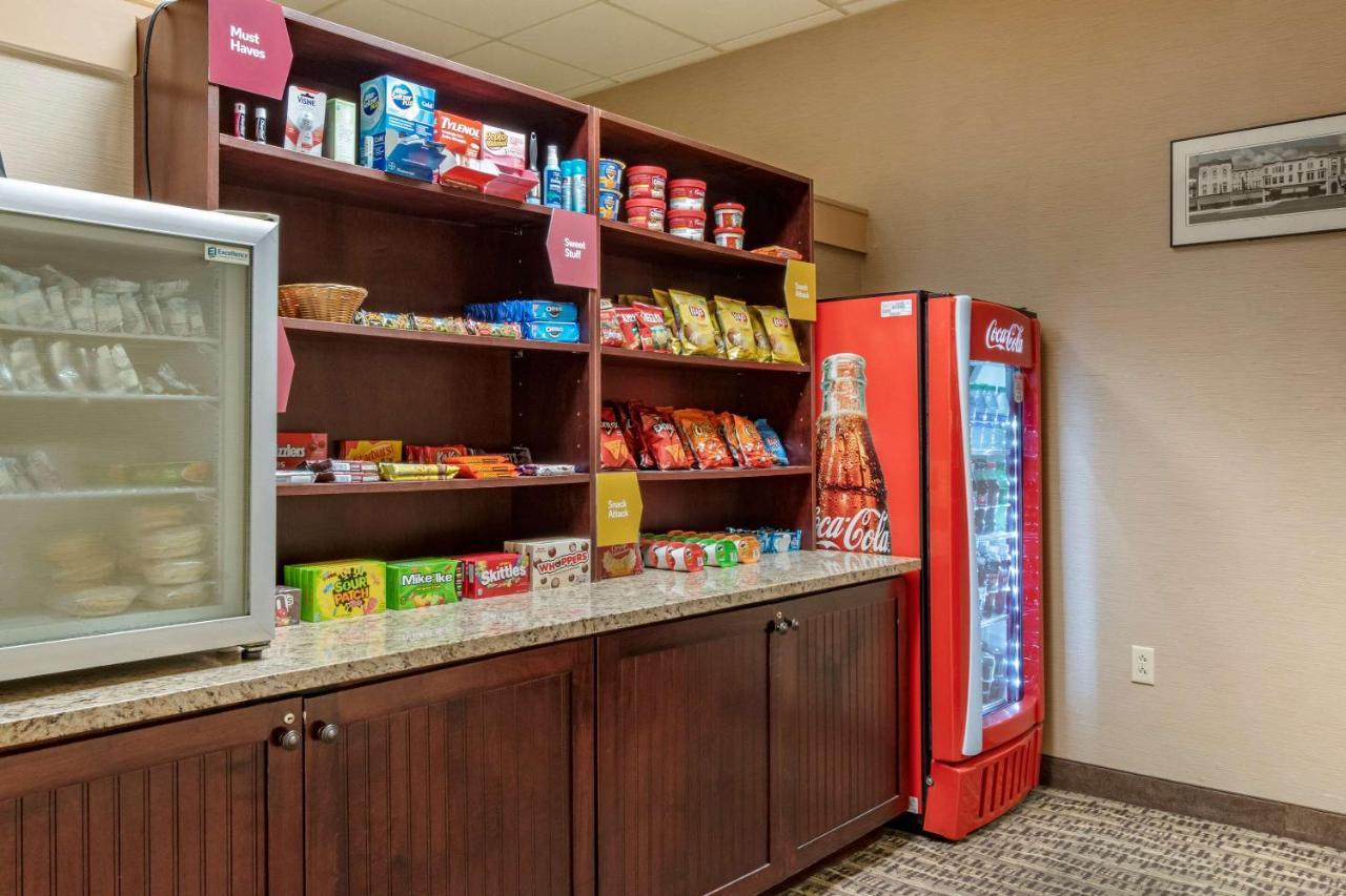 Comfort Suites Downtown Carlisle Ngoại thất bức ảnh