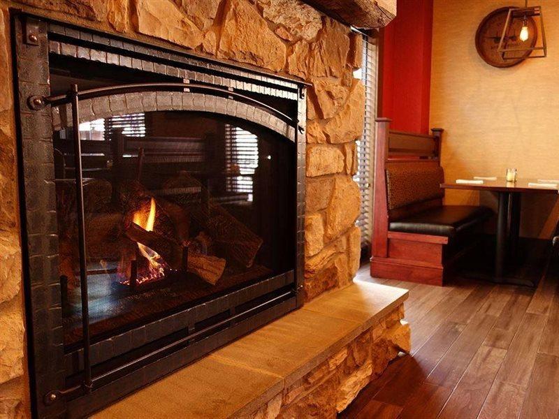 Comfort Suites Downtown Carlisle Ngoại thất bức ảnh
