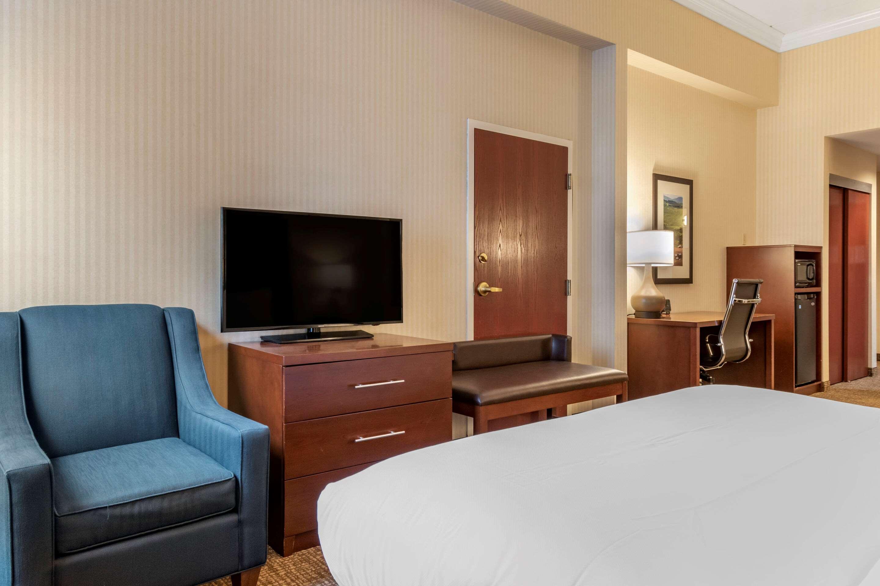 Comfort Suites Downtown Carlisle Ngoại thất bức ảnh