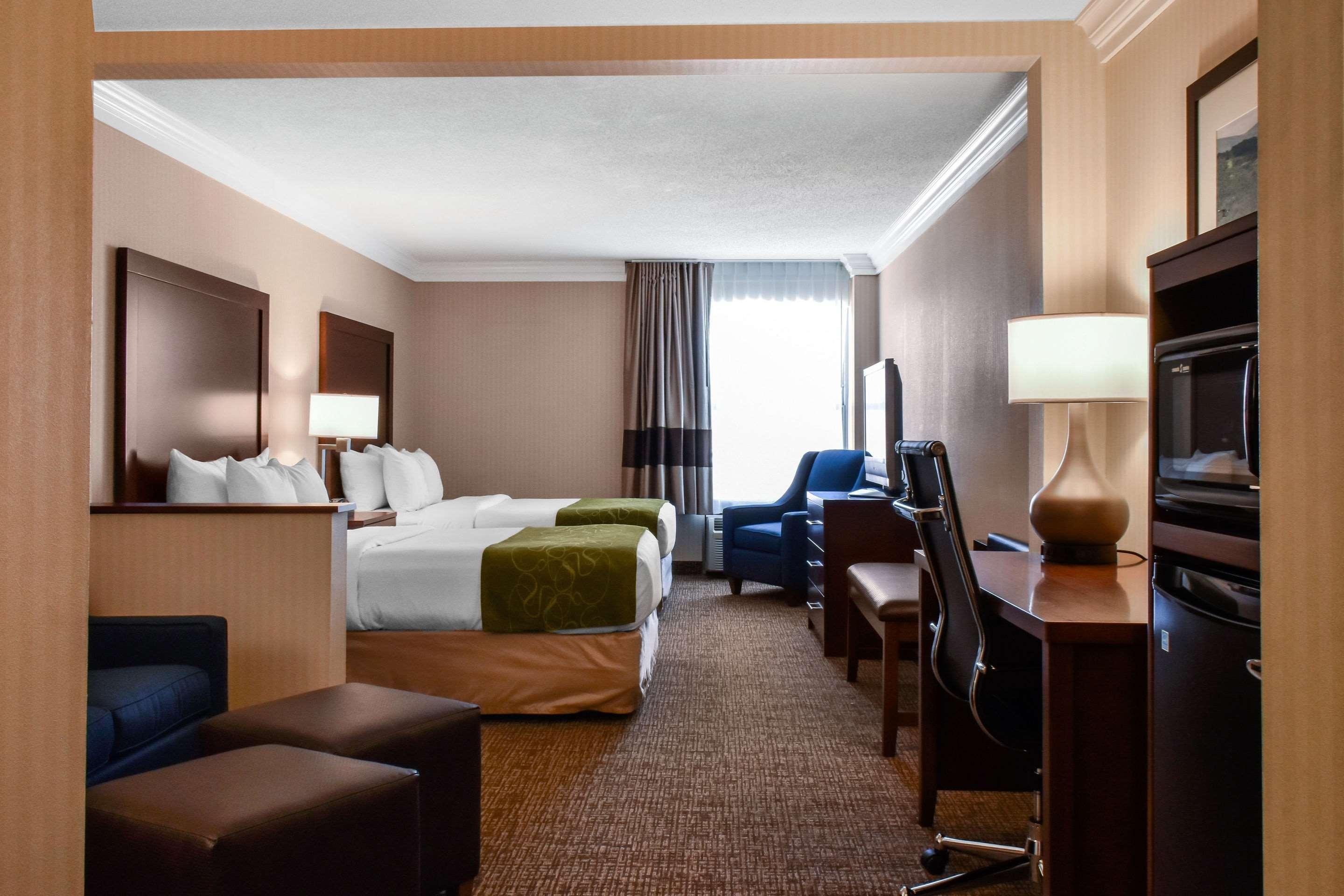 Comfort Suites Downtown Carlisle Ngoại thất bức ảnh