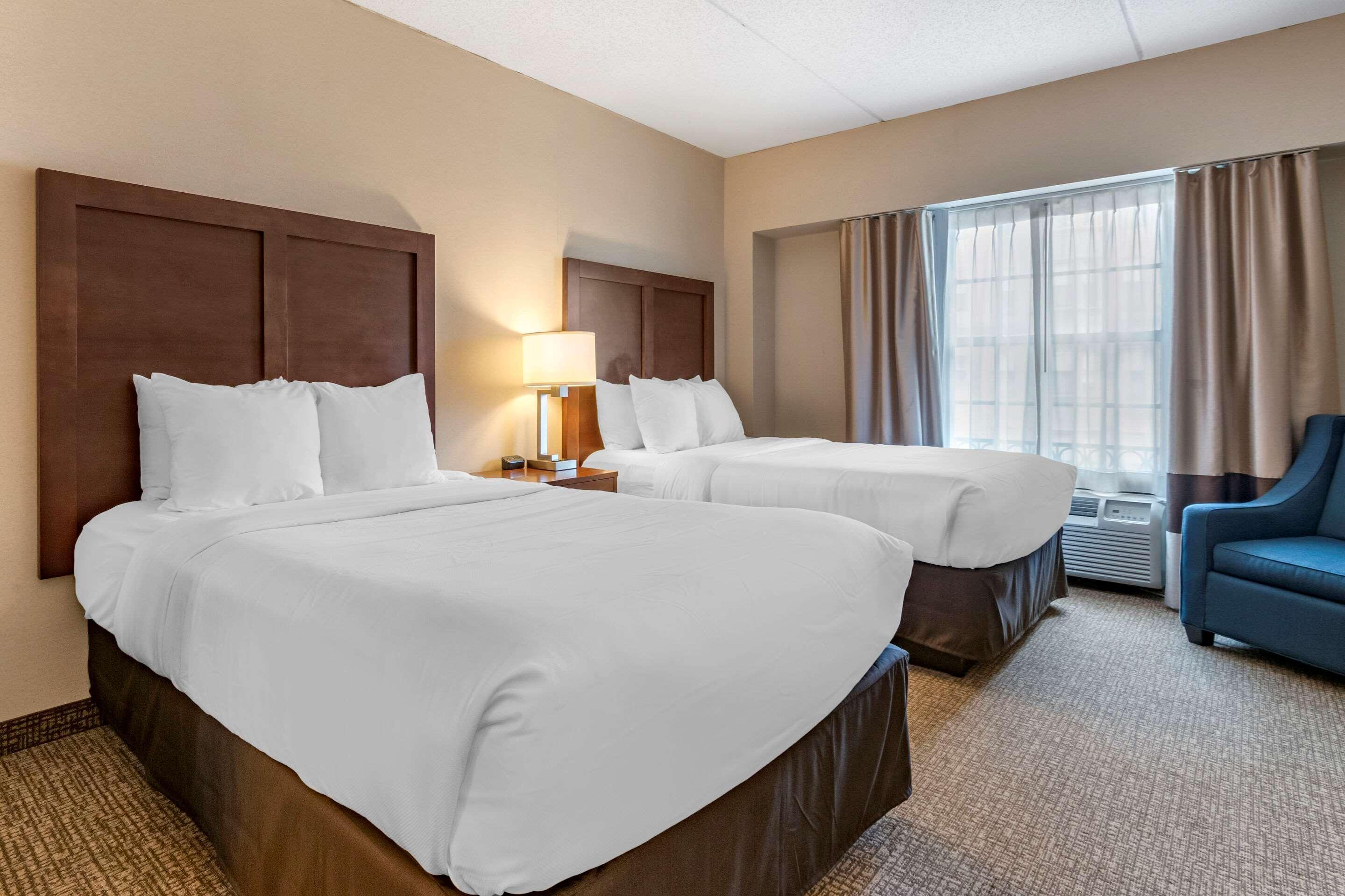 Comfort Suites Downtown Carlisle Ngoại thất bức ảnh