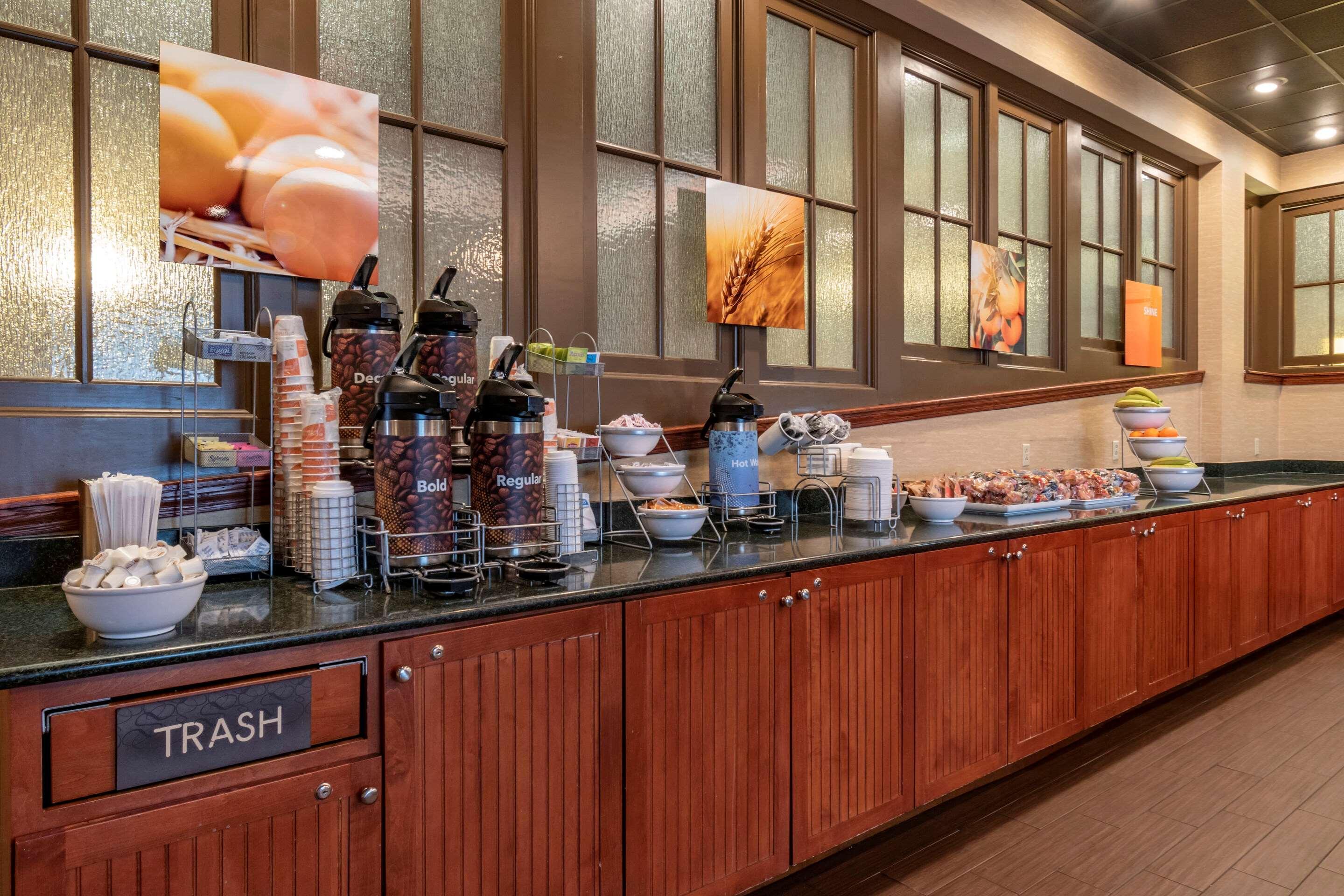 Comfort Suites Downtown Carlisle Ngoại thất bức ảnh