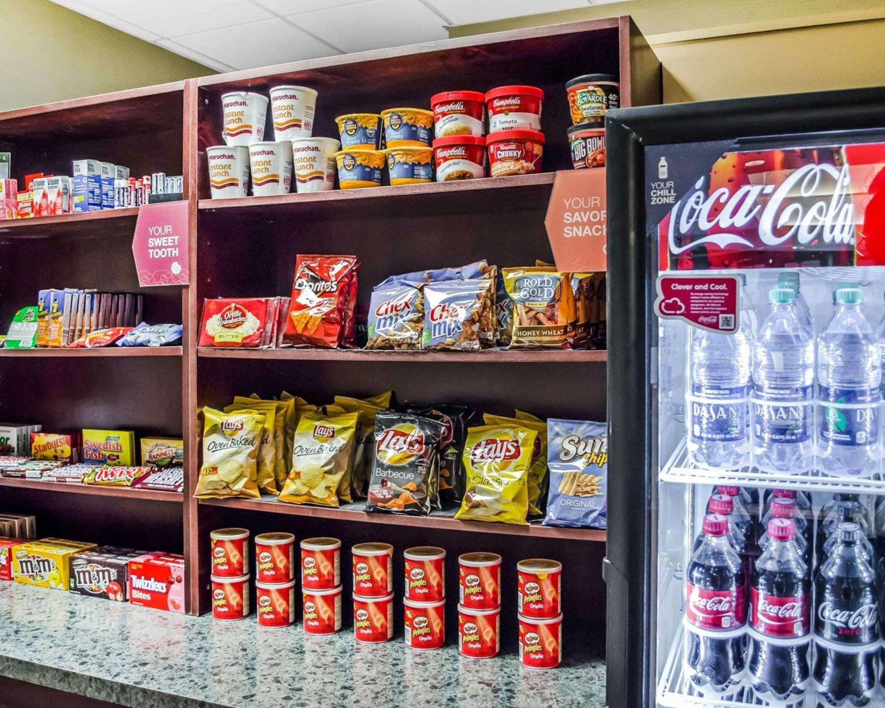 Comfort Suites Downtown Carlisle Ngoại thất bức ảnh