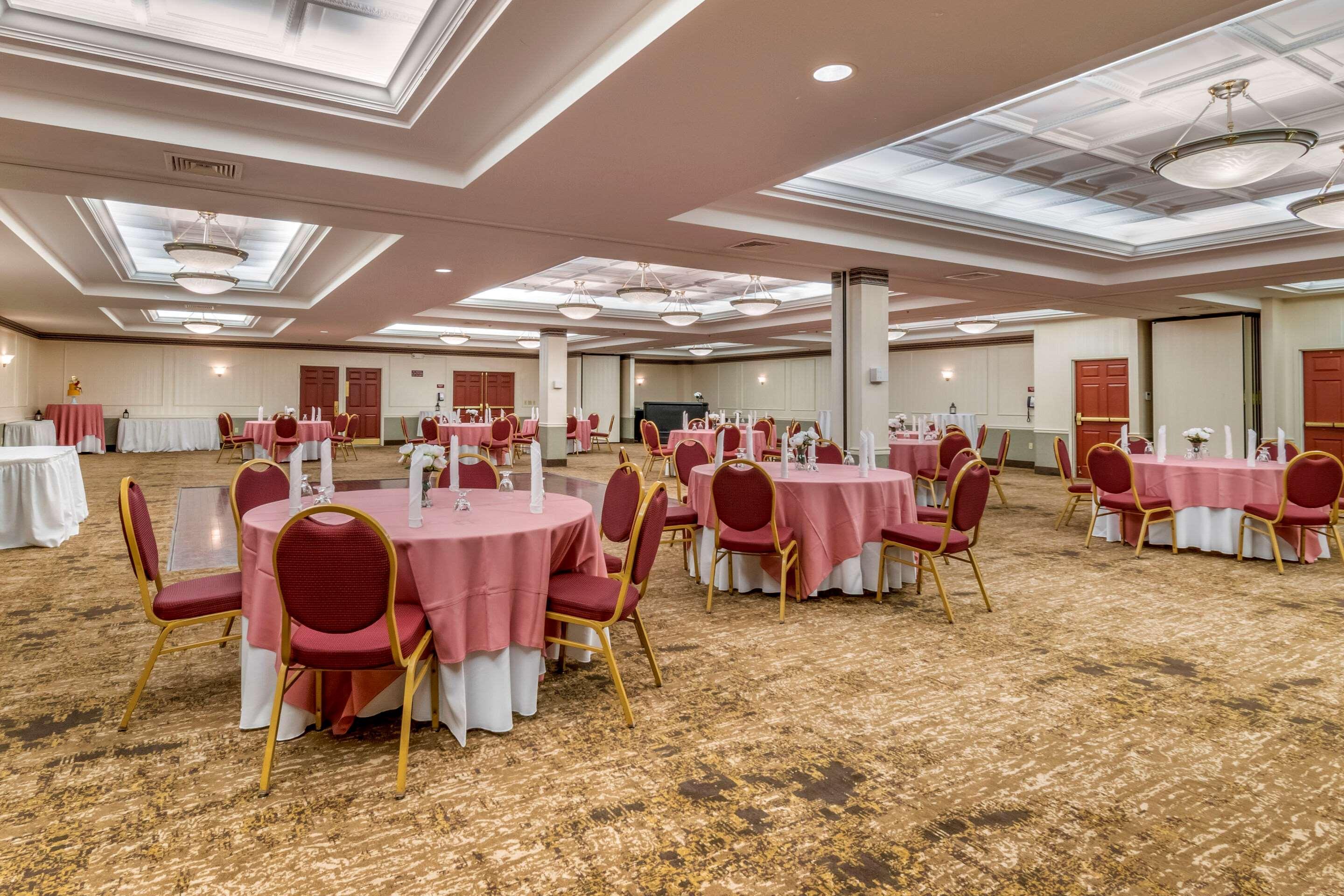 Comfort Suites Downtown Carlisle Ngoại thất bức ảnh