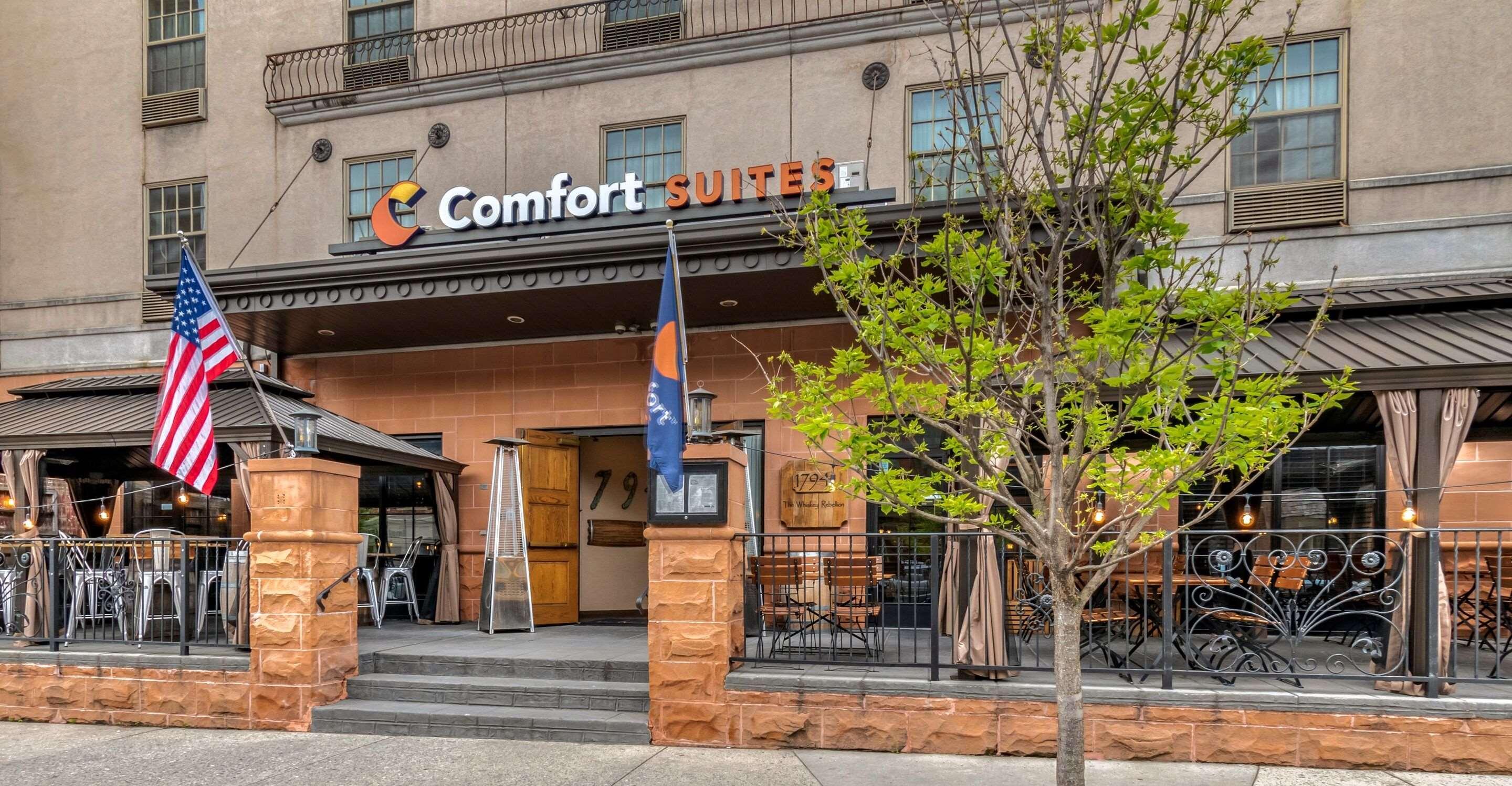 Comfort Suites Downtown Carlisle Ngoại thất bức ảnh