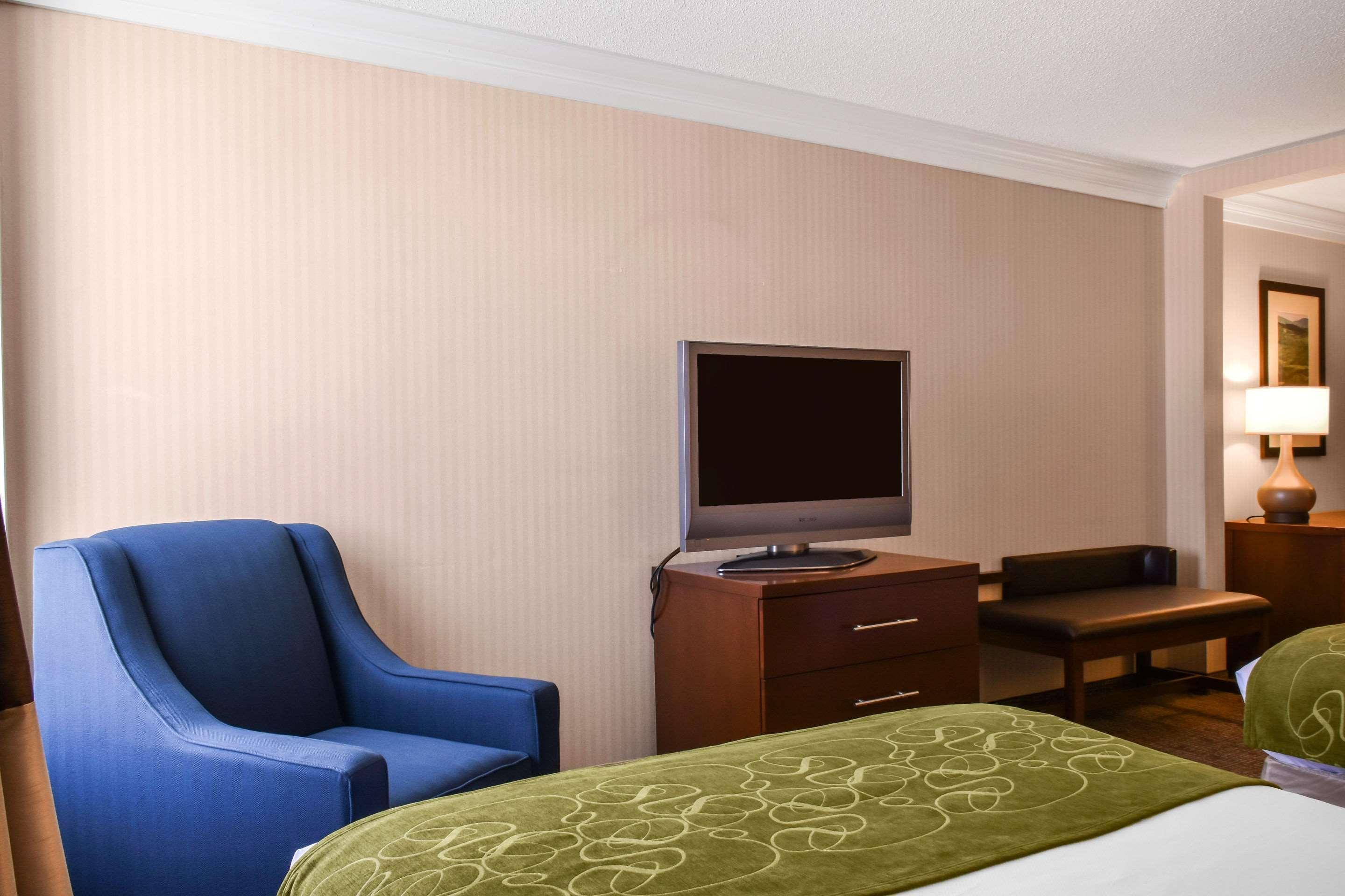Comfort Suites Downtown Carlisle Ngoại thất bức ảnh