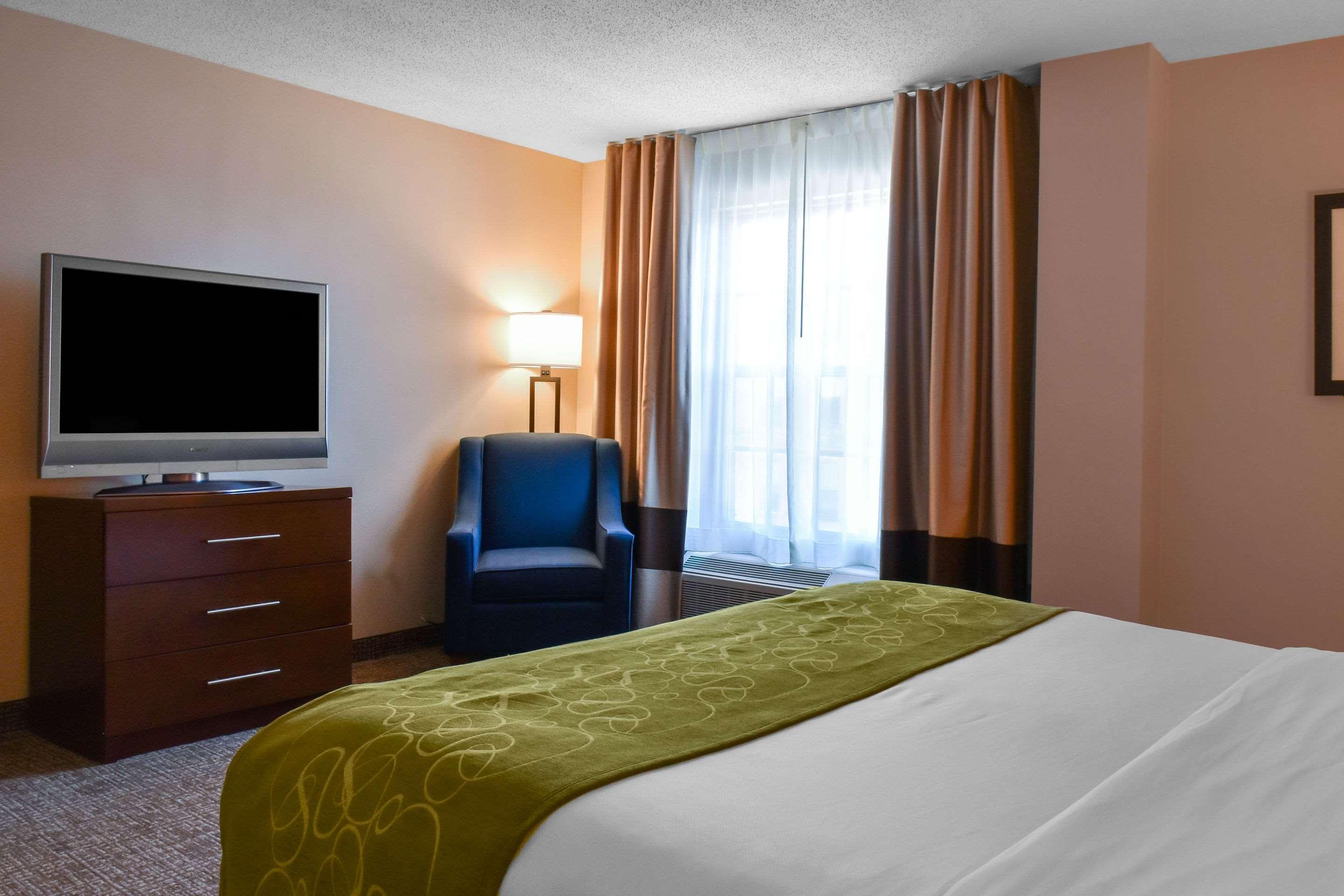 Comfort Suites Downtown Carlisle Ngoại thất bức ảnh